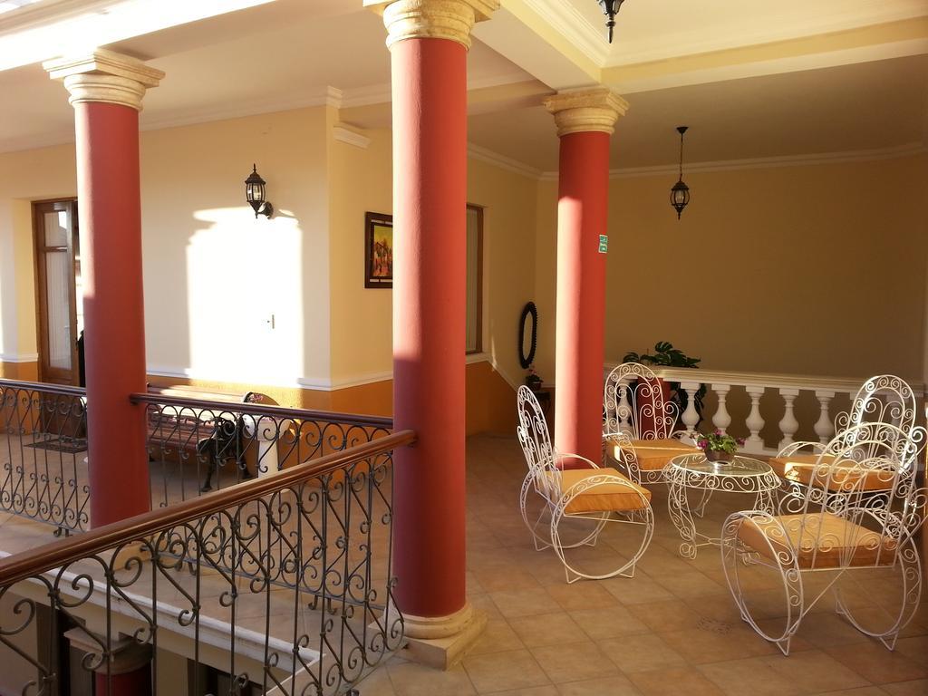 Villa Oropeza Hostel 수크레 외부 사진